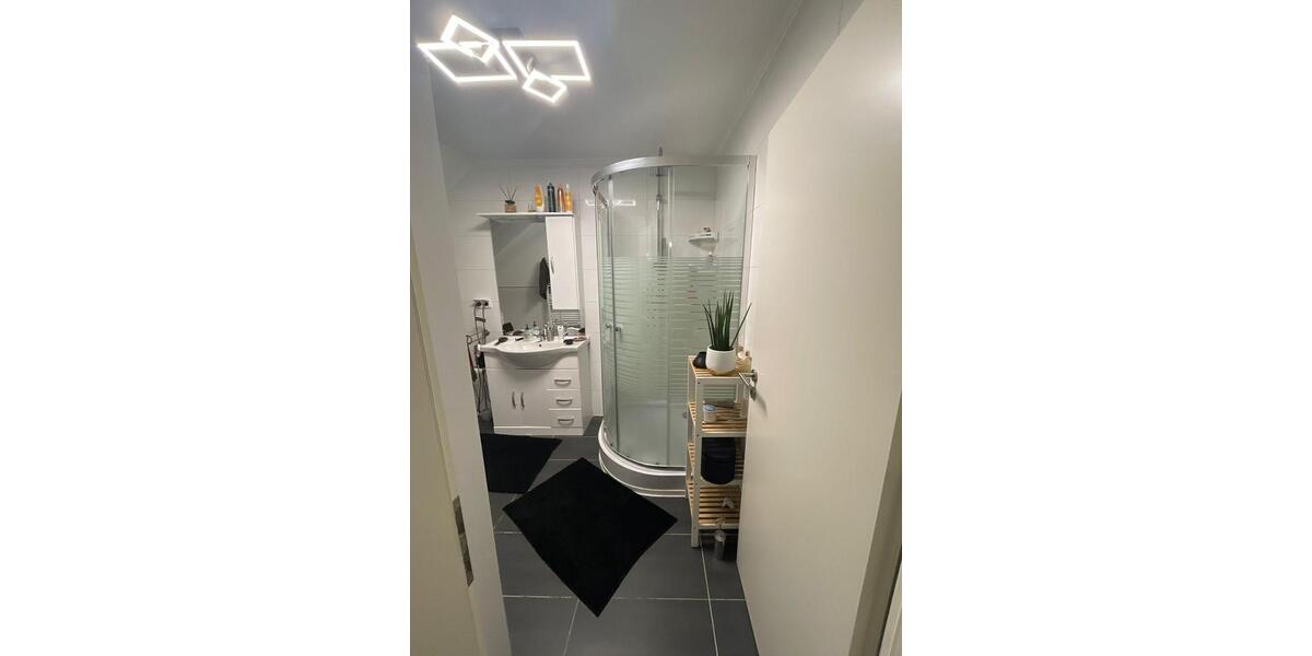 Dachgeschoßwohnung Herzogenrath - 2 Zimmer, 70 m&sup2;, 650&euro; | Angebot:26459043