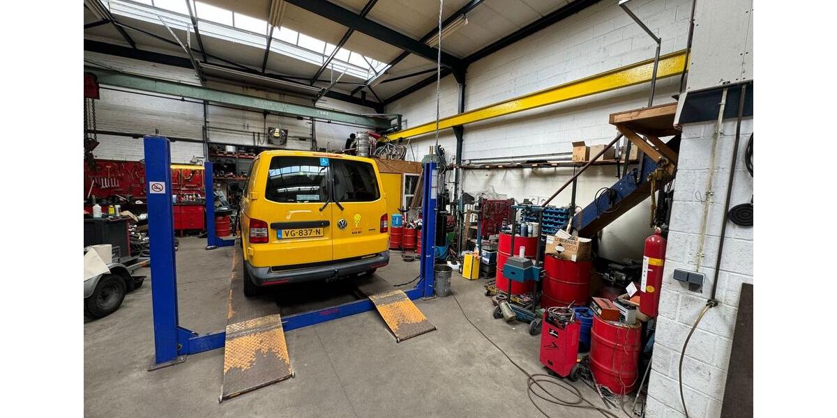 Werkstatt Gewerbe Lagerhalle Autowerkstatt zimmer