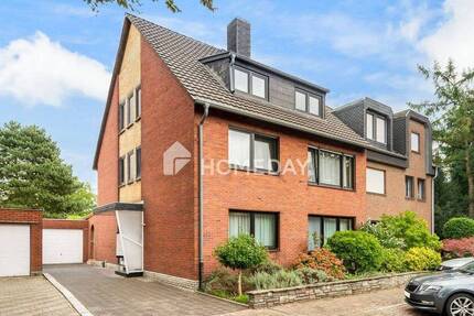 Gemütliches MFH mit großzügigem Garten und Schwimmteich in attraktiver Lage von Alsdorf