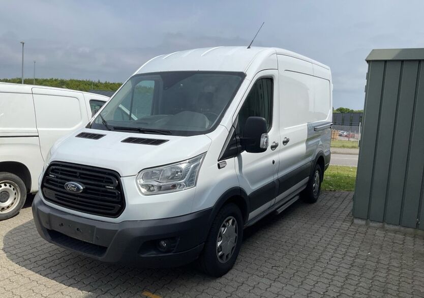 Ford Transit 242.000 km 9.200 € Aachen 52076