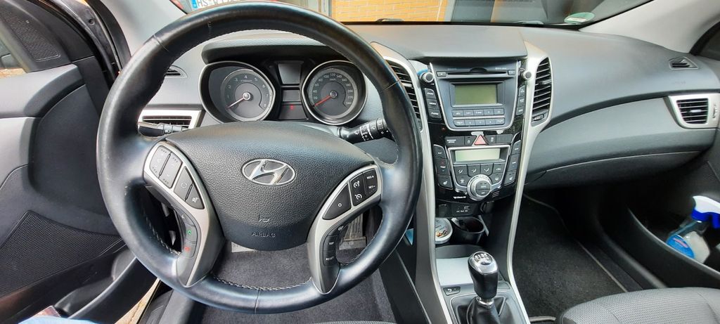 Hyundai i30 96.000 km 9.350 € Geilenkirchen 52511