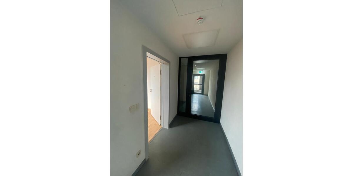 Etagenwohnung Aachen Aachen-Mitte - 3 Zimmer, 98 m&sup2;, 800&euro; | Angebot:25100428