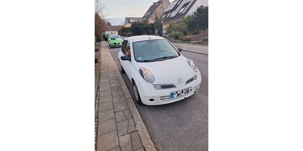 Nissan Micra 162.000 km 2.100 &euro; Aachen 52066