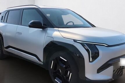 Kia EV3 9.800 km 37.990 &euro; Düren 52349