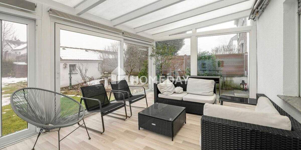 Charmantes EFH mit ELW, Garten und Wintergarten in ruhiger und attraktiver Lage 6 zimmer