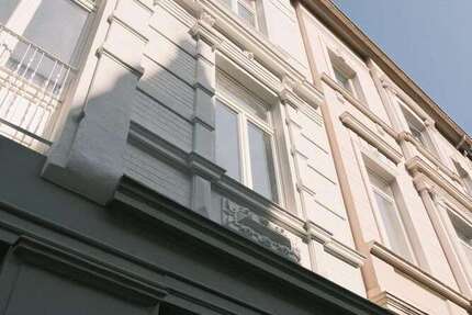 Halle in Aachen 152.000 € 80.42 m²