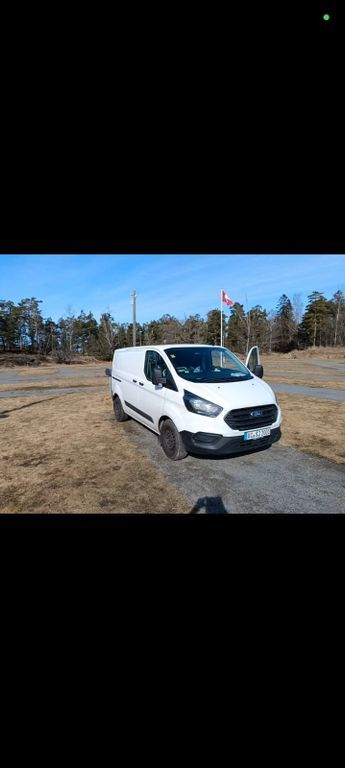 Ford Transit Custom 58.000 km 15.900 € Aachen 52066