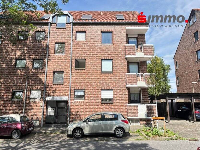 Bezugsfreie 3-Zimmerwohnung in bester Brander Wohnlage mit PKW-Carport und 2 Balkonen