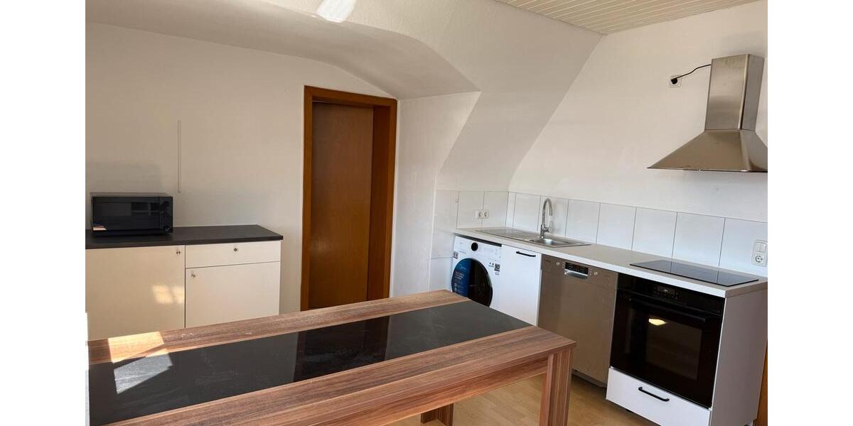 Einfamilienhaus Jülich - 10 Zimmer, 280 m&sup2;, 999&euro; | Angebot:25456904