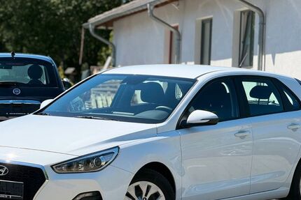 Hyundai i30 60.500 km 11.555 &euro; Langerwehe 52379