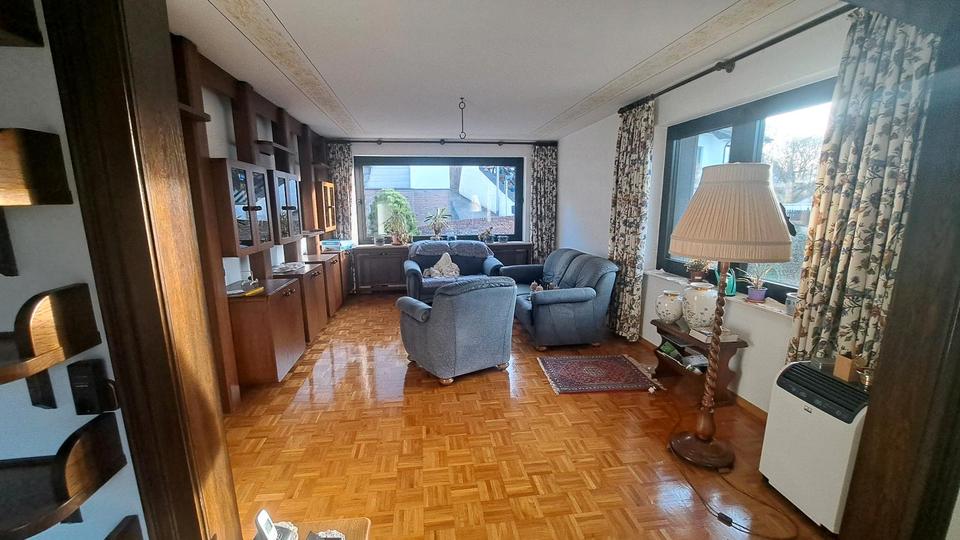 Einfamilienhaus Stolberg (Rheinland) - 7 Zimmer, 170 m&sup2;, 520.000&euro; | Angebot:27182136