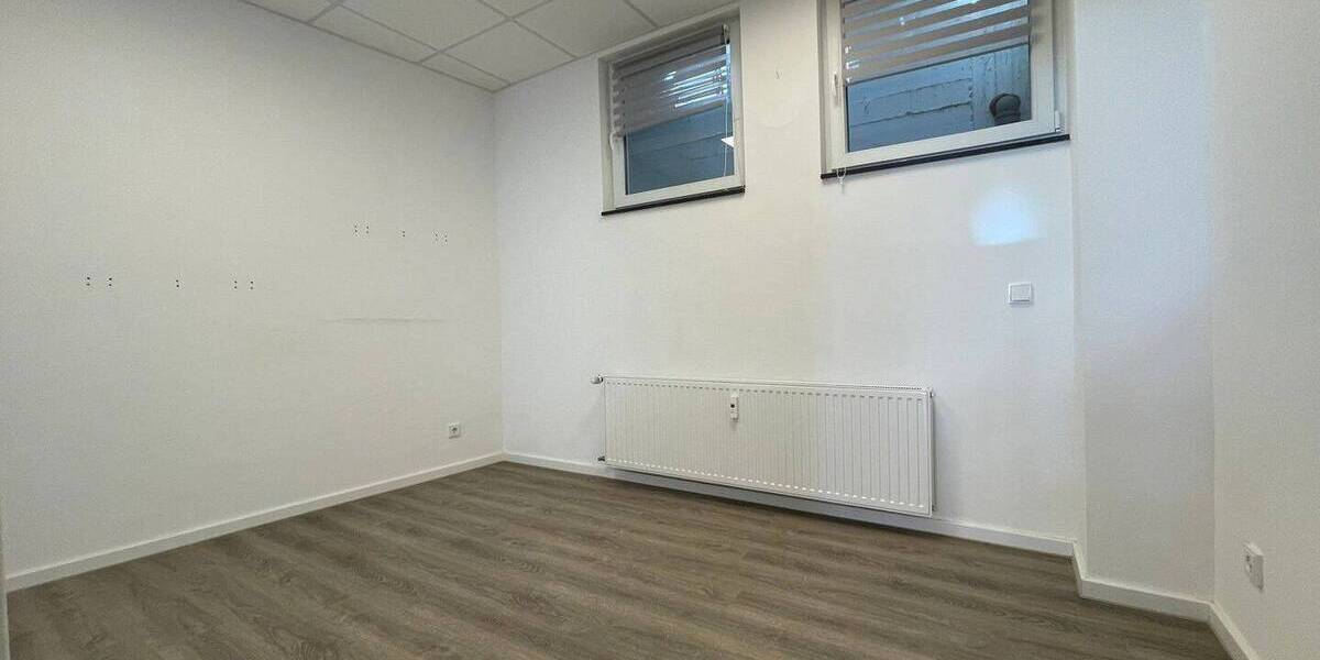 Gewerbeobjekt Aachen Eilendorf - 5 Zimmer, 98 m&sup2;, 1.200&euro; | Angebot:26417597