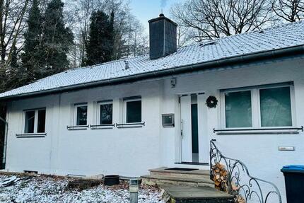 Freistehender Bungalow mit großem Gartengrundstück 5 zimmer