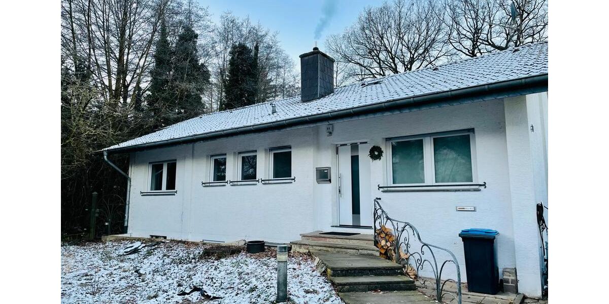 Freistehender Bungalow mit großem Gartengrundstück 5 zimmer