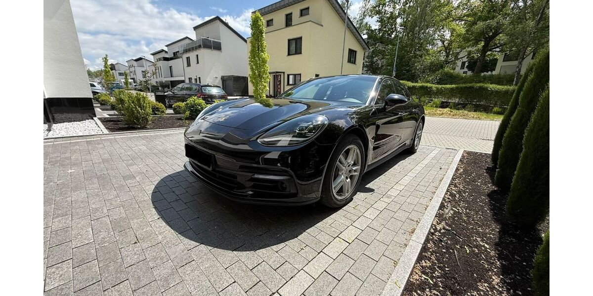 Porsche Panamera 115.723 km 45.890 &euro; Alsdorf 52477