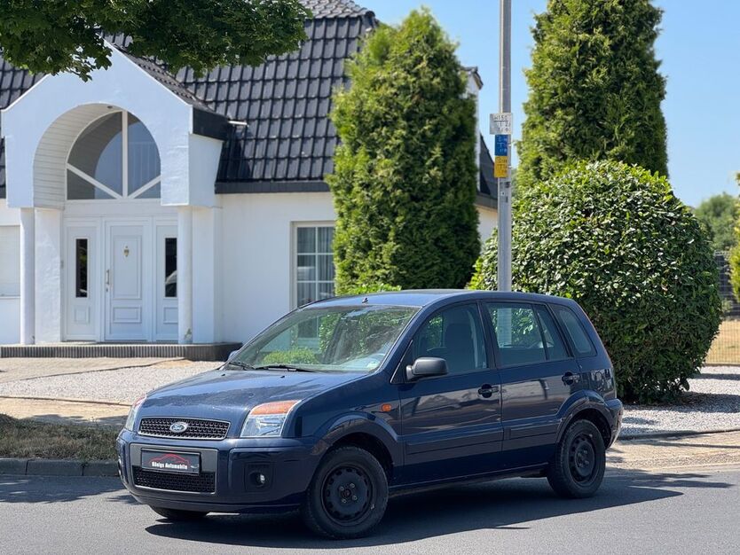 Ford Fusion 64.475 km 4.490 € Jülich 52428