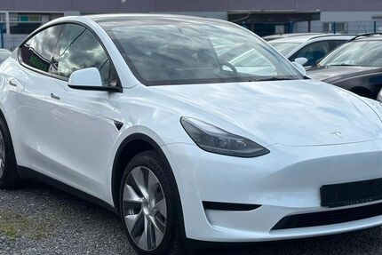 Tesla Model Y 56.000 km 29.990 &euro; Düren 52349