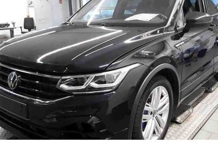 VW Tiguan 23.268 km 41.420 &euro; Aachen 52078