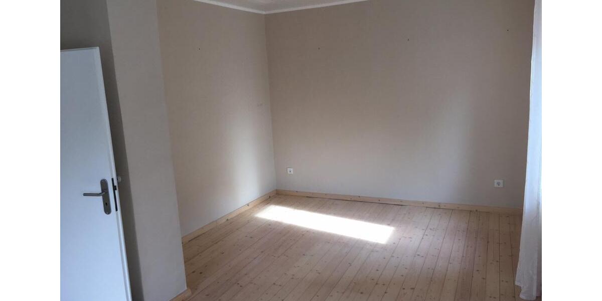 Einfamilienhaus Stolberg (Rhld.) Gressenich - 5 Zimmer, 140 m&sup2;, 1.075&euro; | Angebot:26229003