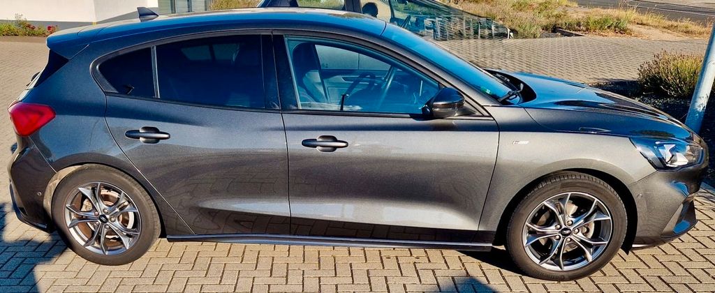 Ford Focus 57.680 km 15.600 &euro; Langerwehe 52379