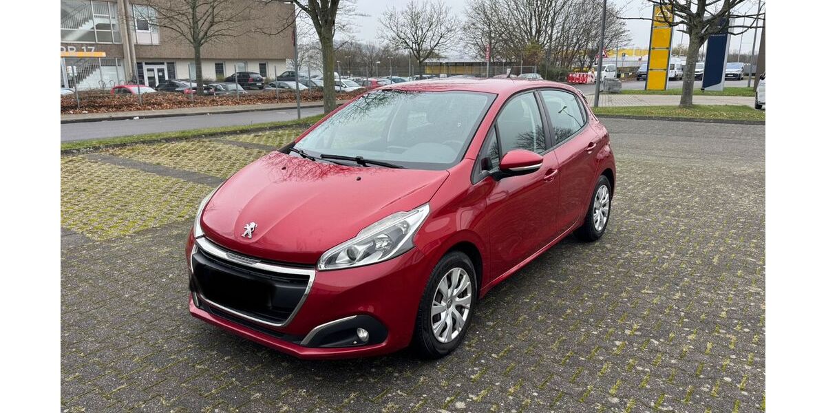 Peugeot 208 150.000 km 5.990 € Aachen 52068