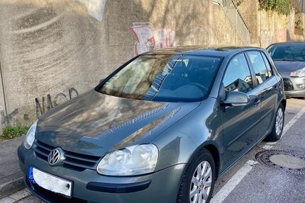 VW Golf 172.000 km 2.100 &euro; Aachen 52074