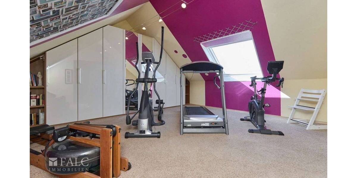 Reihenendhaus Alsdorf Ost - 8 Zimmer, 222 m&sup2;, 498.000&euro; | Angebot:26820177