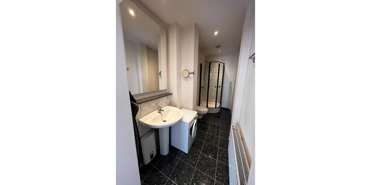 Hochparterre Aachen Aachen-Mitte - 2 Zimmer, 65 m&sup2;, 1.260&euro; | Angebot:26414722