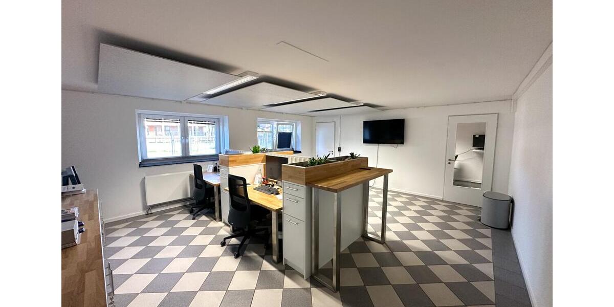 Moderne Büroräume mit offener Raumstruktur und Empore in zentraler Lage von Geilenkirchen zimmer