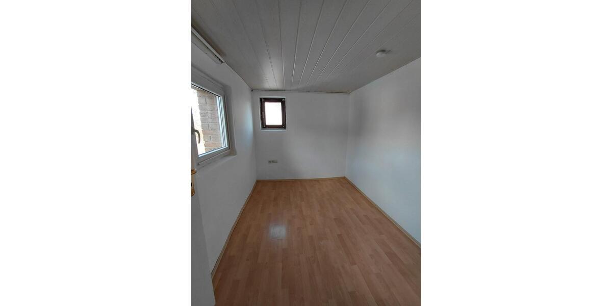 Einfamilienhaus Linnich - 6 Zimmer, 130 m&sup2;, 1.150&euro; | Angebot:25595847