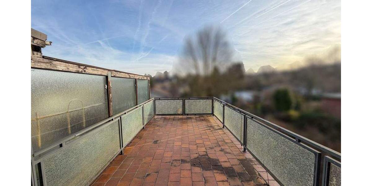 Zweifamilienhaus mit Garage und Garten in Stolberg-Büsbach 7 zimmer