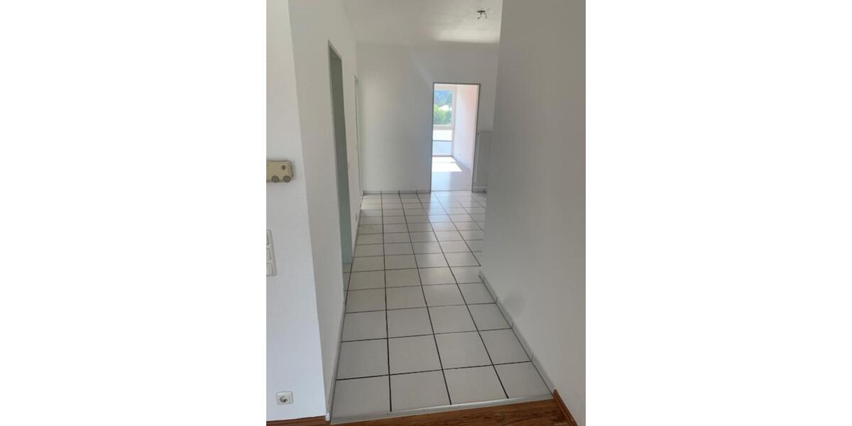 Etagenwohnung Kreuzau - 3 Zimmer, 100 m&sup2;, 875&euro; | Angebot:25171878