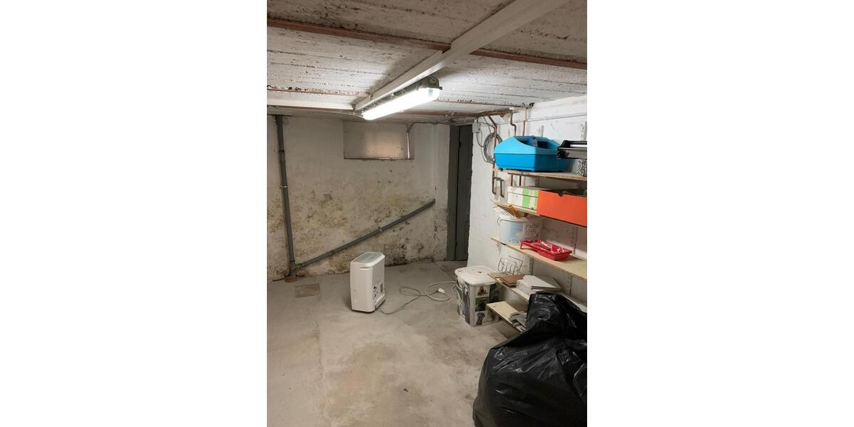 Natursteinhaus in Üdingen mit Garage - renovierungsbedürftig 5 zimmer