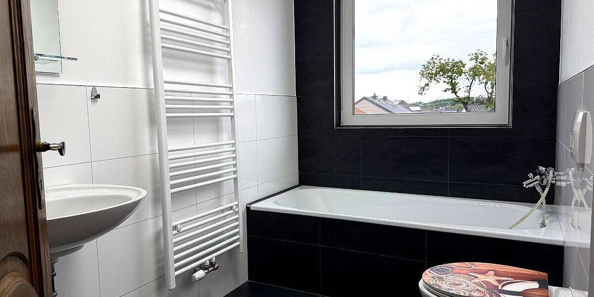 Etagenwohnung Aldenhoven-Siersdorf Siersdorf - 3 Zimmer, 90 m&sup2;, 900&euro; | Angebot:26725131