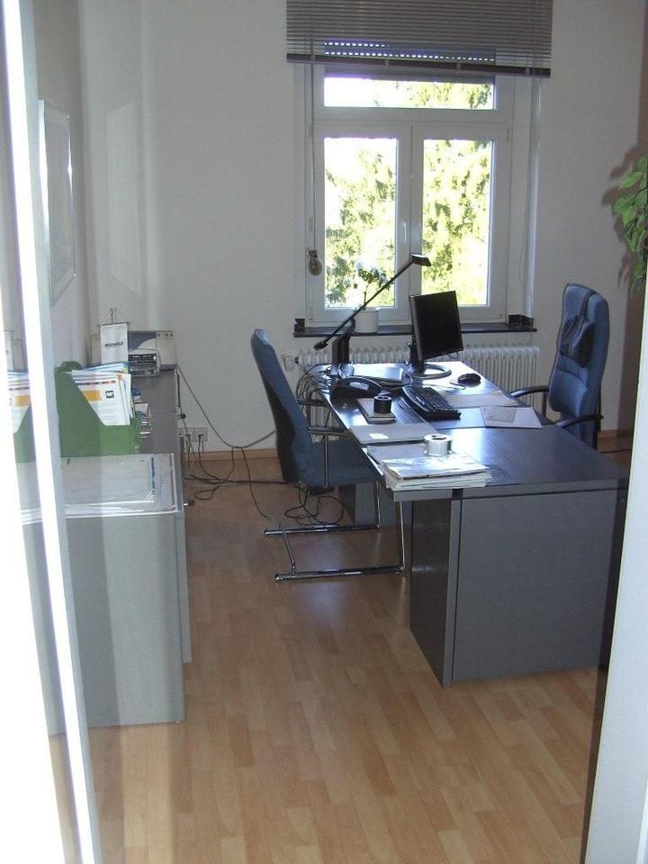 Renovierte Büroräume mit Jugendstilelementen - All-in-Miete