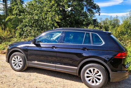 VW Tiguan 109.600 km 16.800 € Eschweiler 52249
