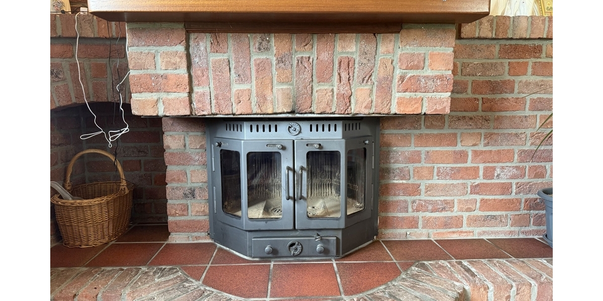 3D: Familienglück in ruhiger Lage - Sehr gepflegtes Einfamilienhaus mit Kamin, Balkon und viel Platz - Reihenendhaus Gangelt | Angebot:26777849