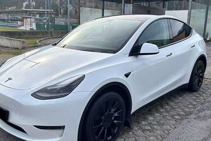 Tesla Model Y 39.300 km 38.890 &euro; Herzogenrath 52134