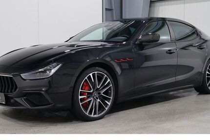 Maserati Ghibli 76.500 km 75.970 &euro; Aachen 52078