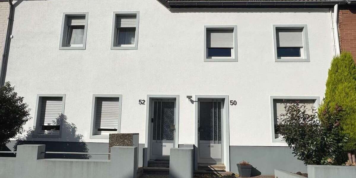 Haus zum Kaufen in Düren 439.000 € 220 m² 7 zimmer