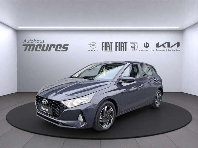 i20