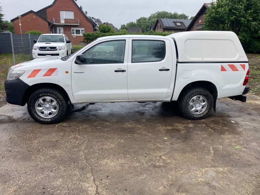 Toyota Hilux 141.000 km 16.660 € Heinsberg 52525