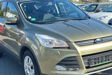 Ford Kuga 163.000 km 4.800 &euro; Aachen 52070
