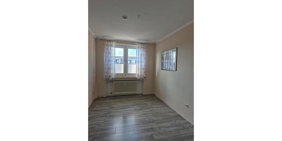Etagenwohnung Aachen Aachen-Mitte - 4 Zimmer, 84 m&sup2;, 289.000&euro; | Angebot:25839528