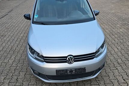 VW Touran 275.000 km 5.500 &euro; Aachen 52068