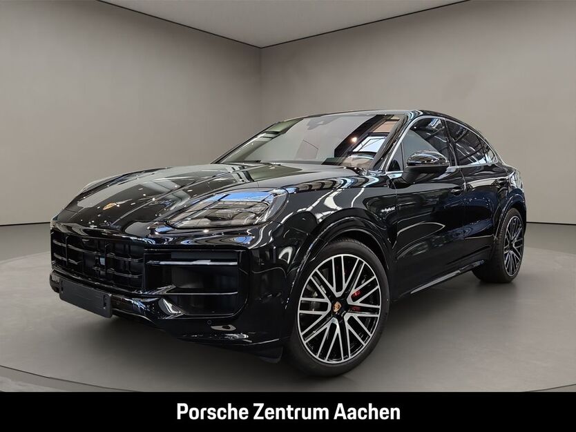 Porsche Cayenne 8.000 km 136.700 € Aachen 52068