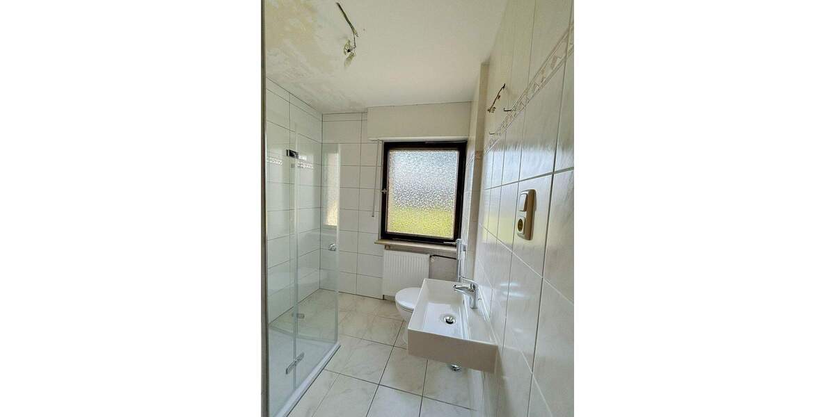 Mehrfamilienhaus, Wohnhaus Baesweiler / Loverich Loverich - 6 Zimmer, 143 m&sup2;, 379.000&euro; | Angebot:25687022