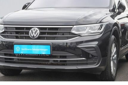 VW Tiguan 44.677 km 30.330 &euro; Geilenkirchen 52511