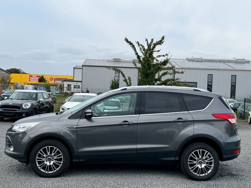 Ford Kuga 97.500 km 12.350 € Düren 52351