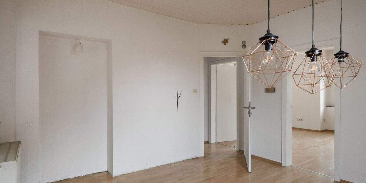 Mehrfamilienhaus, Wohnhaus Geilenkirchen - 6 Zimmer, 140 m&sup2;, 369.000&euro; | Angebot:25707174